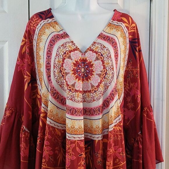 Umgee boho high low wide bell sleeve V neck blouse top Sz 1XL NWOT - Picture 3 of 6